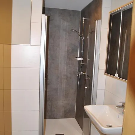 / Monteurswohnung Heller Nerchau Grimma