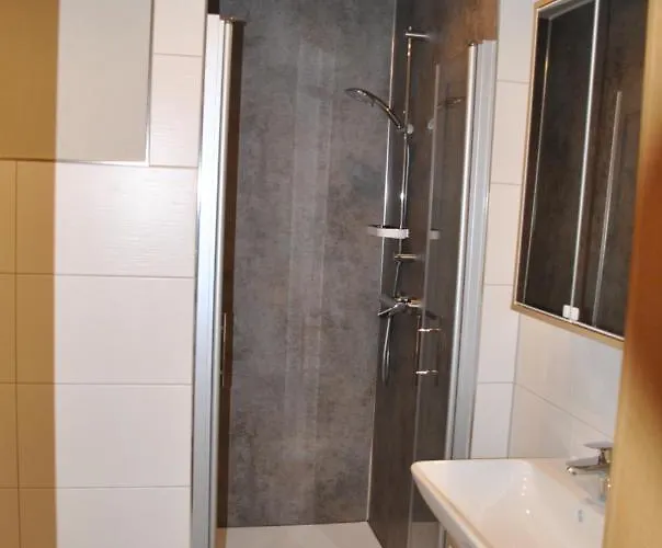 / Monteurswohnung Heller Nerchau Grimma